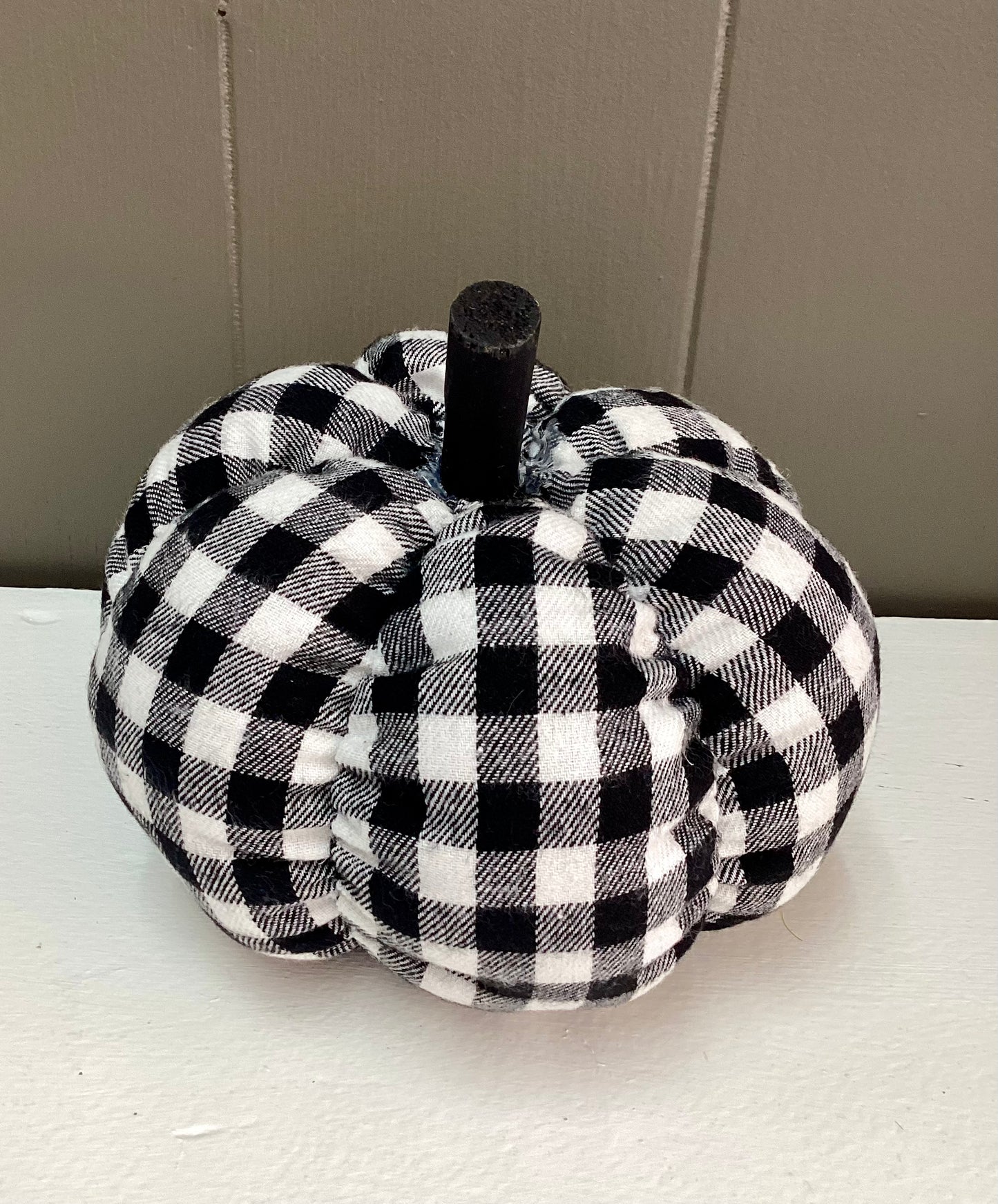 Buffalo Check Pumpkin